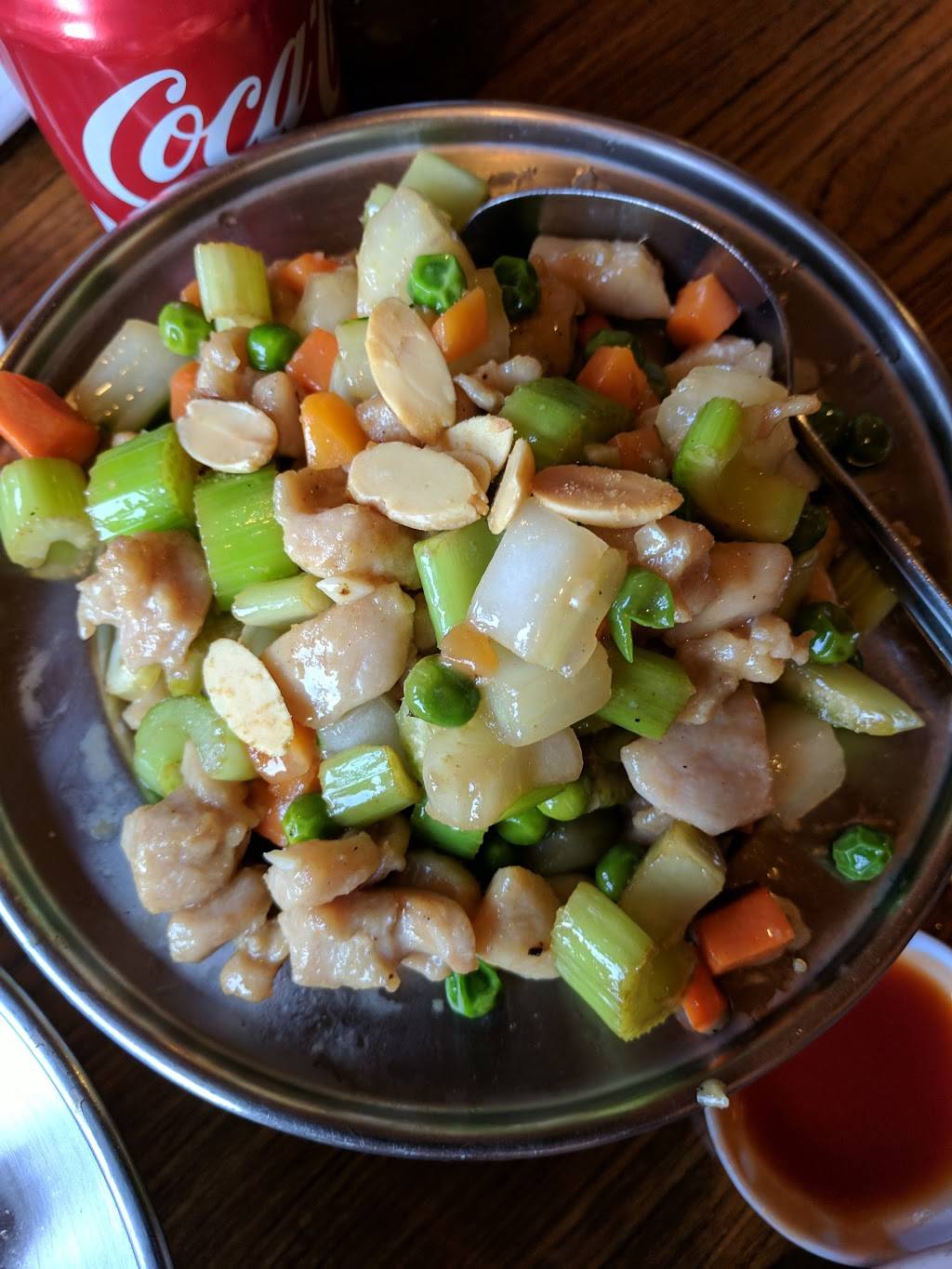 Hong Kong Chinese Restaurant | restaurant | 1370 W 6th St, Corona, CA 92882, USA | 9517356050 OR +1 951-735-6050