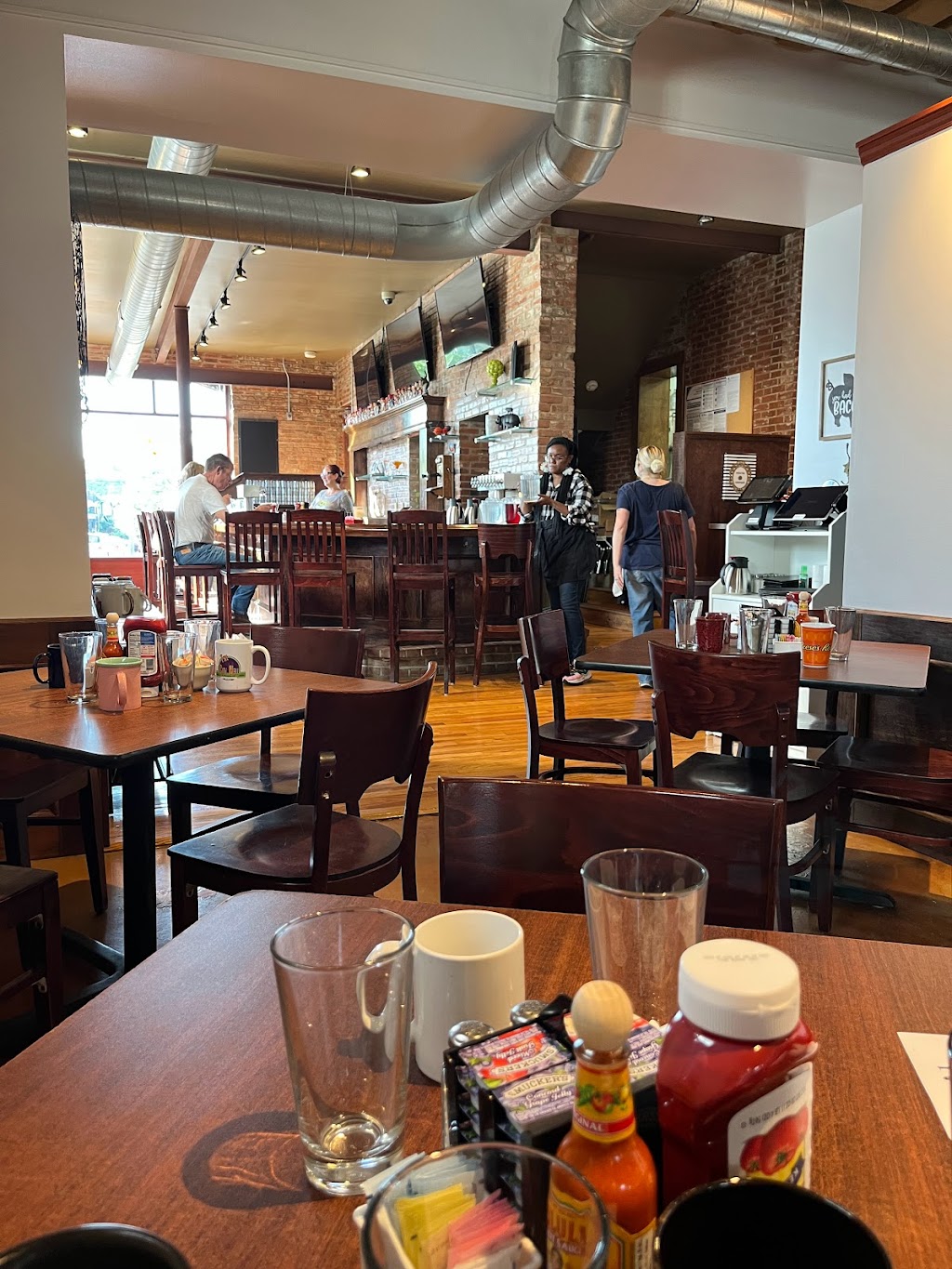 hatchd STL | restaurant | 6931 Gravois Ave, St. Louis, MO 63116, USA | 3144481642 OR +1 314-448-1642