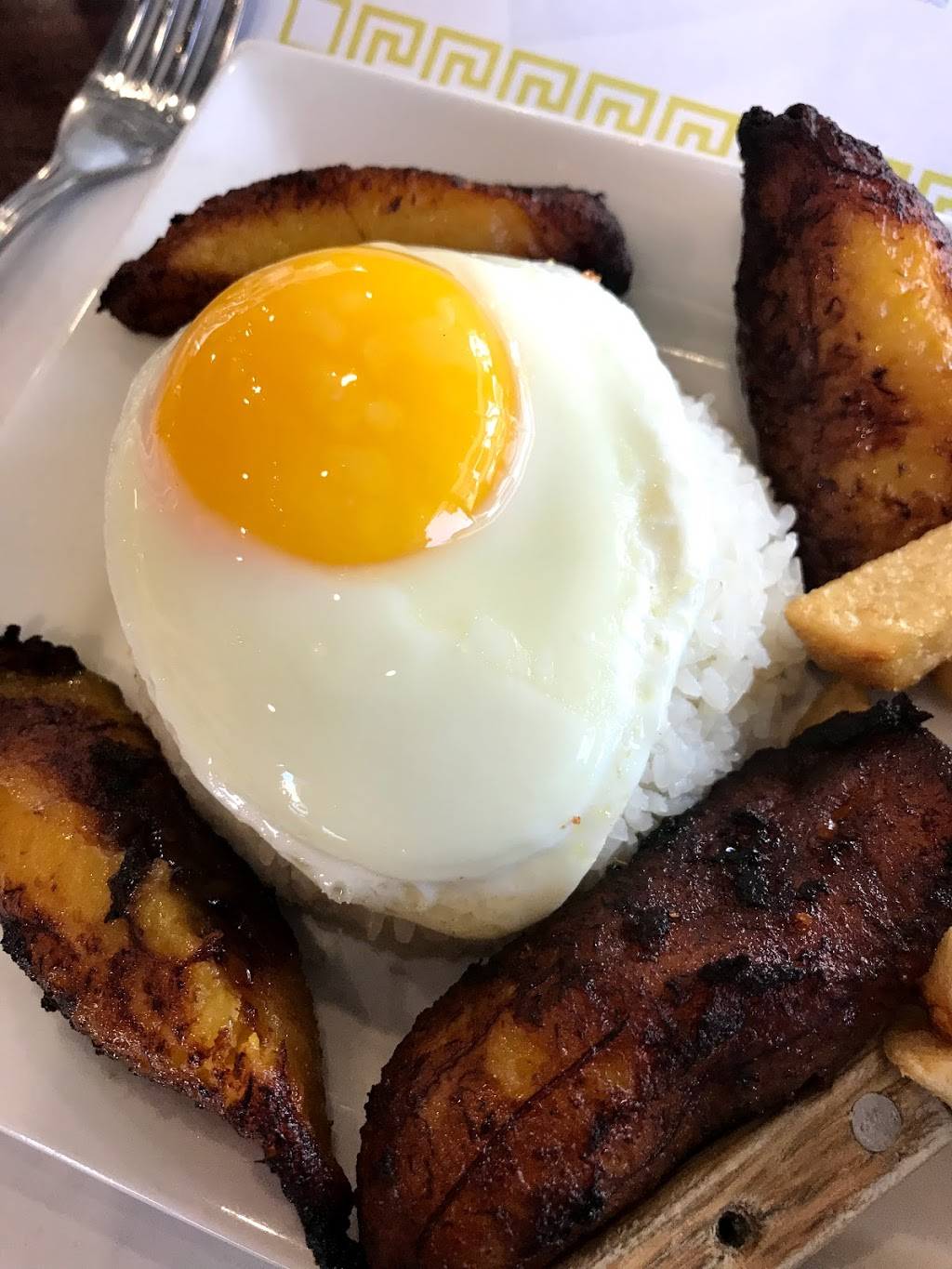 Chios Peruvian Grill | restaurant | 3006, 7115 Van Nuys Blvd, Van Nuys, CA 91405, USA | 8186163373 OR +1 818-616-3373