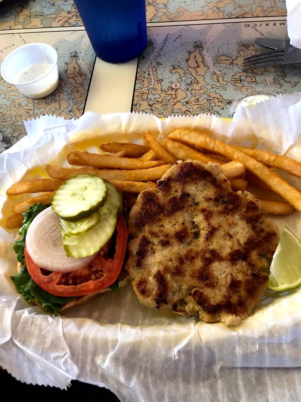 Island Cafe | cafe | 305 Collier Ave, Everglades City, FL 34139, USA | 2396950003 OR +1 239-695-0003