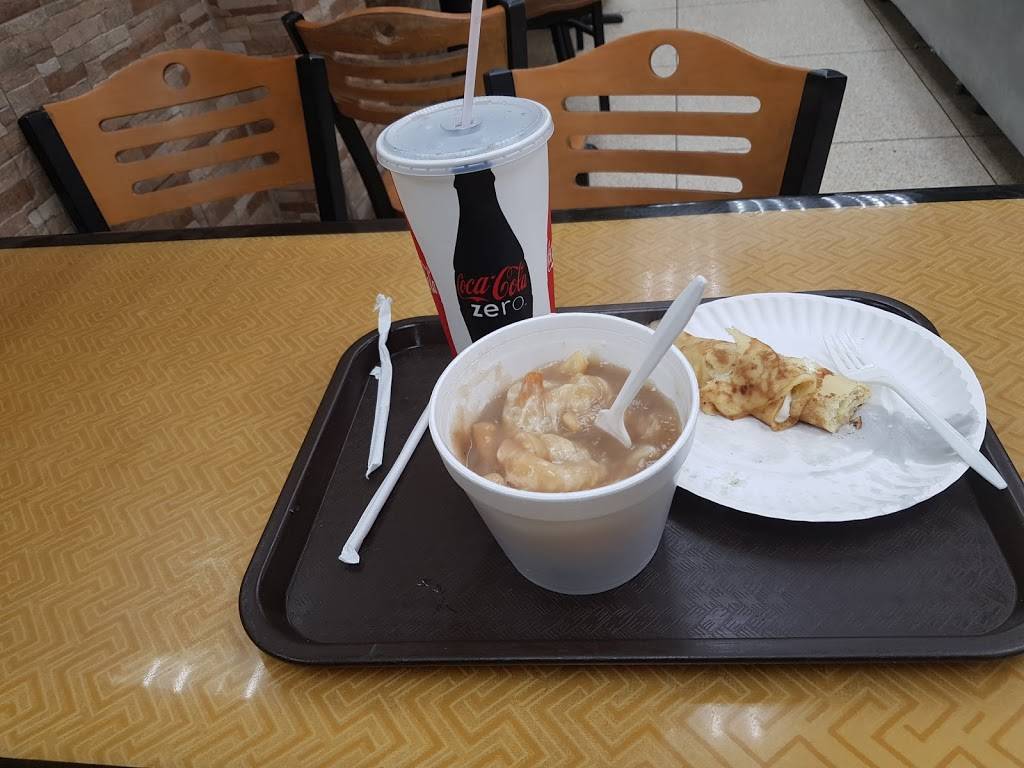 Bennys Famous Pizza | restaurant | 2018, 4514 13th Ave, Brooklyn, NY 11219, USA | 7184382369 OR +1 718-438-2369