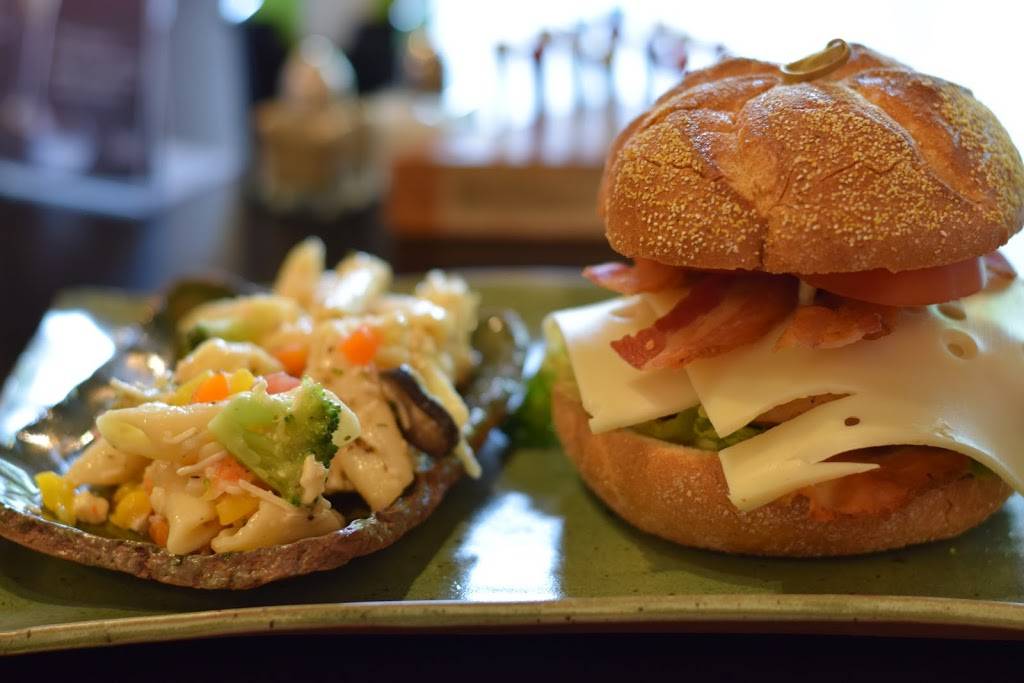 Rainers Cafe & Bar | cafe | 610 S Main St, Greenville, SC 29601, USA | 8642321753 OR +1 864-232-1753