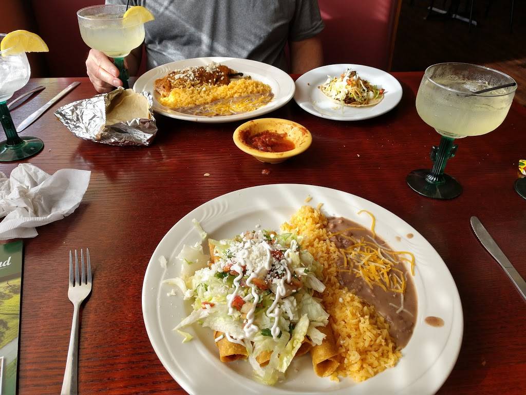 Señor Jalapeño Mexican Restaurant & Sport Bar | restaurant | 2451 US-27, Avon Park, FL 33825, USA | 8632017910 OR +1 863-201-7910