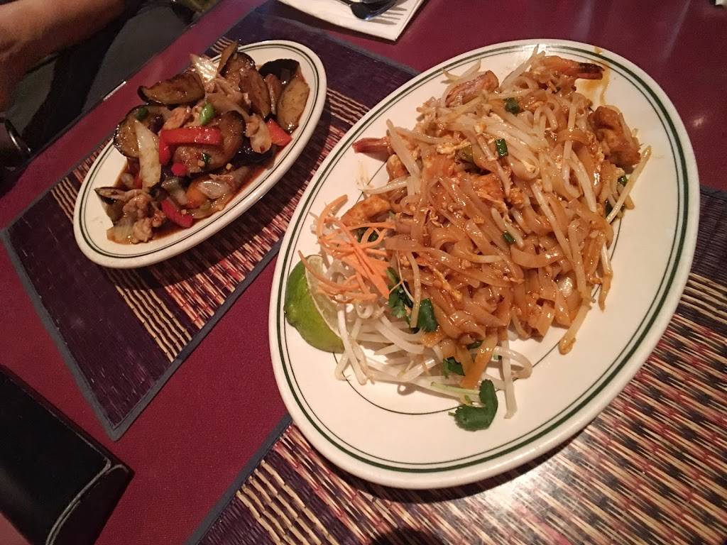 Manivanh | restaurant | 2732 24th St, San Francisco, CA 94110, USA | 4158246059 OR +1 415-824-6059