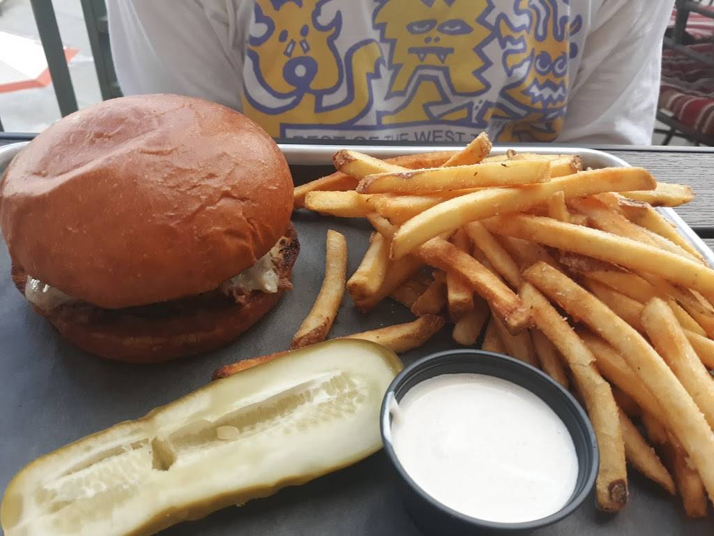 The Tap Room and Terrace Restaurant and Bar | restaurant | 500 Interlocken Blvd, Broomfield, CO 80021, USA | 3034643220 OR +1 303-464-3220