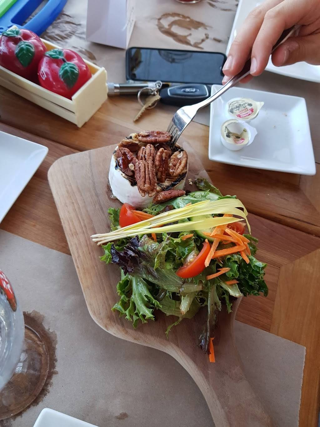 Faimfino | restaurant | 338 Rue des Érables, Brownsburg, QC J8G 2Y3, Canada | 4504070708 OR +1 450-407-0708