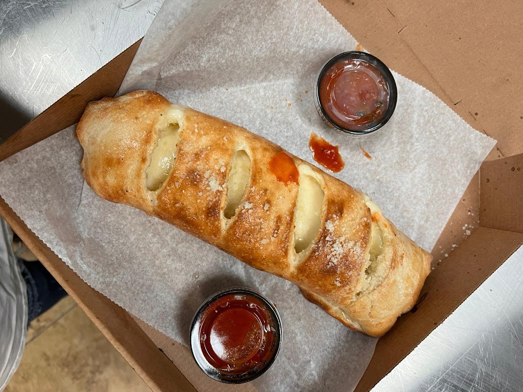 Papa Braulios Pizzeria | meal takeaway | 3100 Alafaya Trail, Oviedo, FL 32765, USA | 3217654551 OR +1 321-765-4551