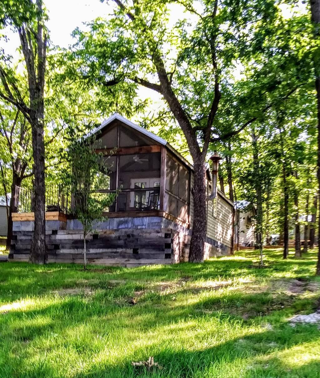 Long Creek Marina | restaurant | Table Rock Lake, Ridgedale, MO 65739, USA | 4173344860 OR +1 417-334-4860