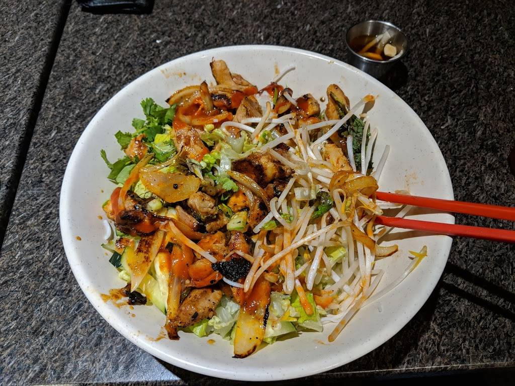 Chopstix Vietnamese Restaurant | restaurant | 1244 Munras Ave, Monterey, CA 93940, USA | 8313722622 OR +1 831-372-2622