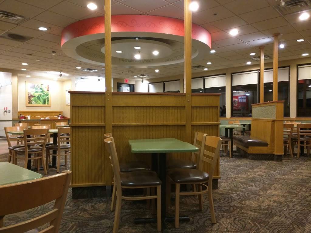 Wendys | restaurant | 8745 Trautwein Rd, Riverside, CA 92508, USA | 9517805846 OR +1 951-780-5846
