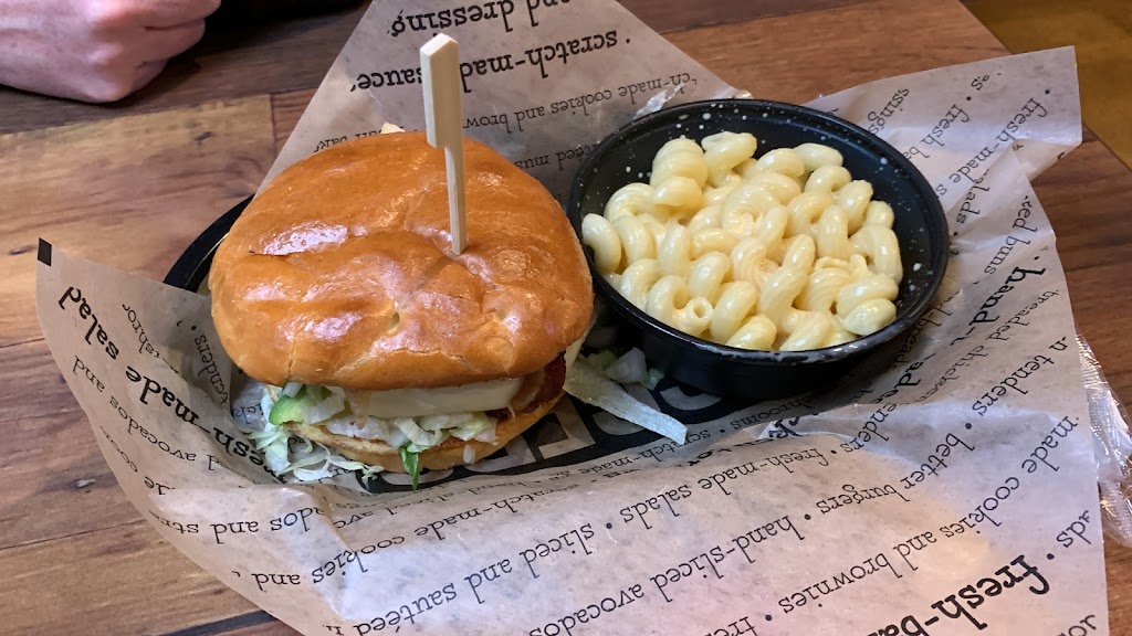 Jaggers | restaurant | 3960 E 82nd St, Indianapolis, IN 46240, USA | 3173005242 OR +1 317-300-5242