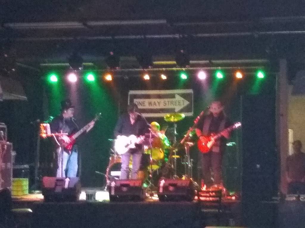 Mummers Bar | restaurant | 906 Victorian Ave, Sparks, NV 89431, USA | 7754093754 OR +1 775-409-3754