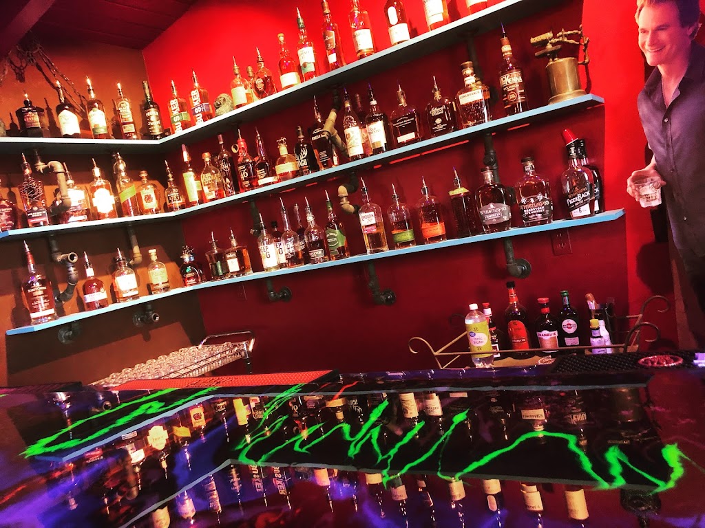 Hoochs 66 Bar & Grill | restaurant | 5035 E Powell Lake Rd, Topock, AZ 86436, USA | 9287882240 OR +1 928-788-2240