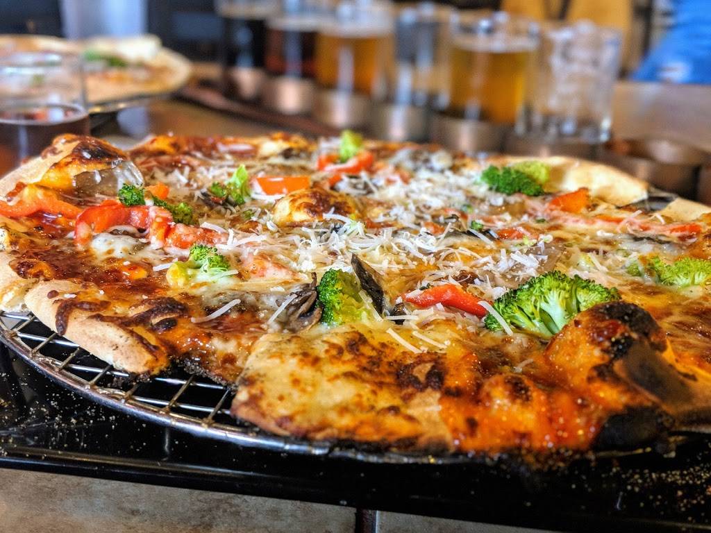 Wichita Brewing Co. & Pizzeria | restaurant | 8815 W 13th St N, Wichita, KS 67212, USA | 3164402885 OR +1 316-440-2885