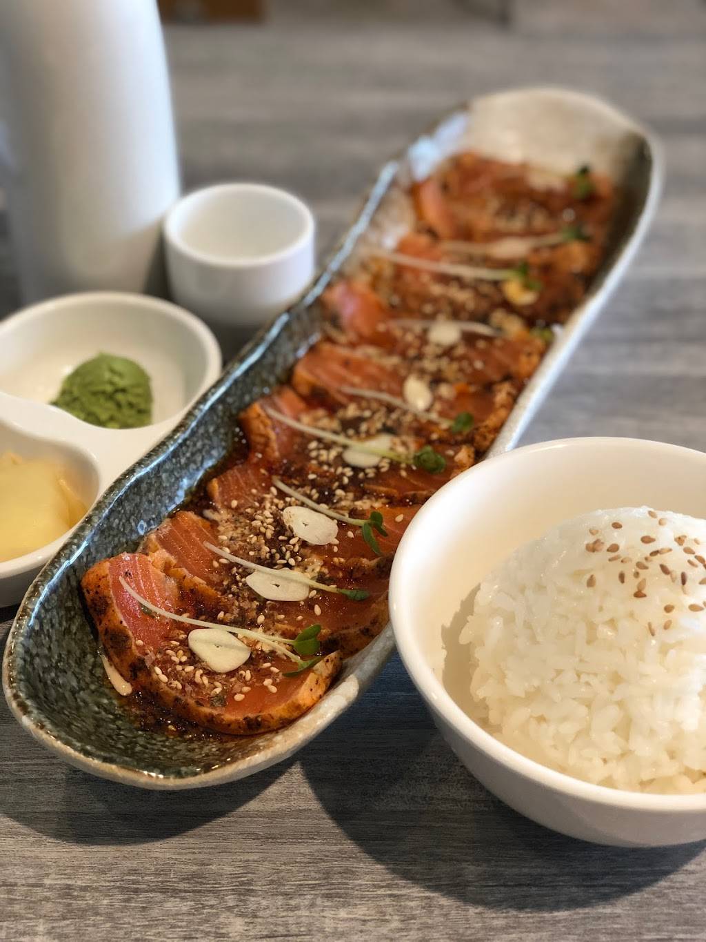 Chill Fish Sushi and More | restaurant | 25100 Hancock Ave, Murrieta, CA 92562, USA | 9514178000 OR +1 951-417-8000