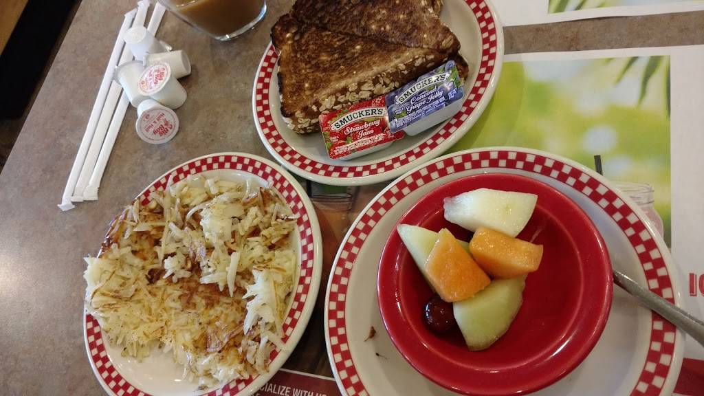 Big Boy | restaurant | 1709 M-21, Owosso, MI 48867, USA | 9897231463 OR +1 989-723-1463