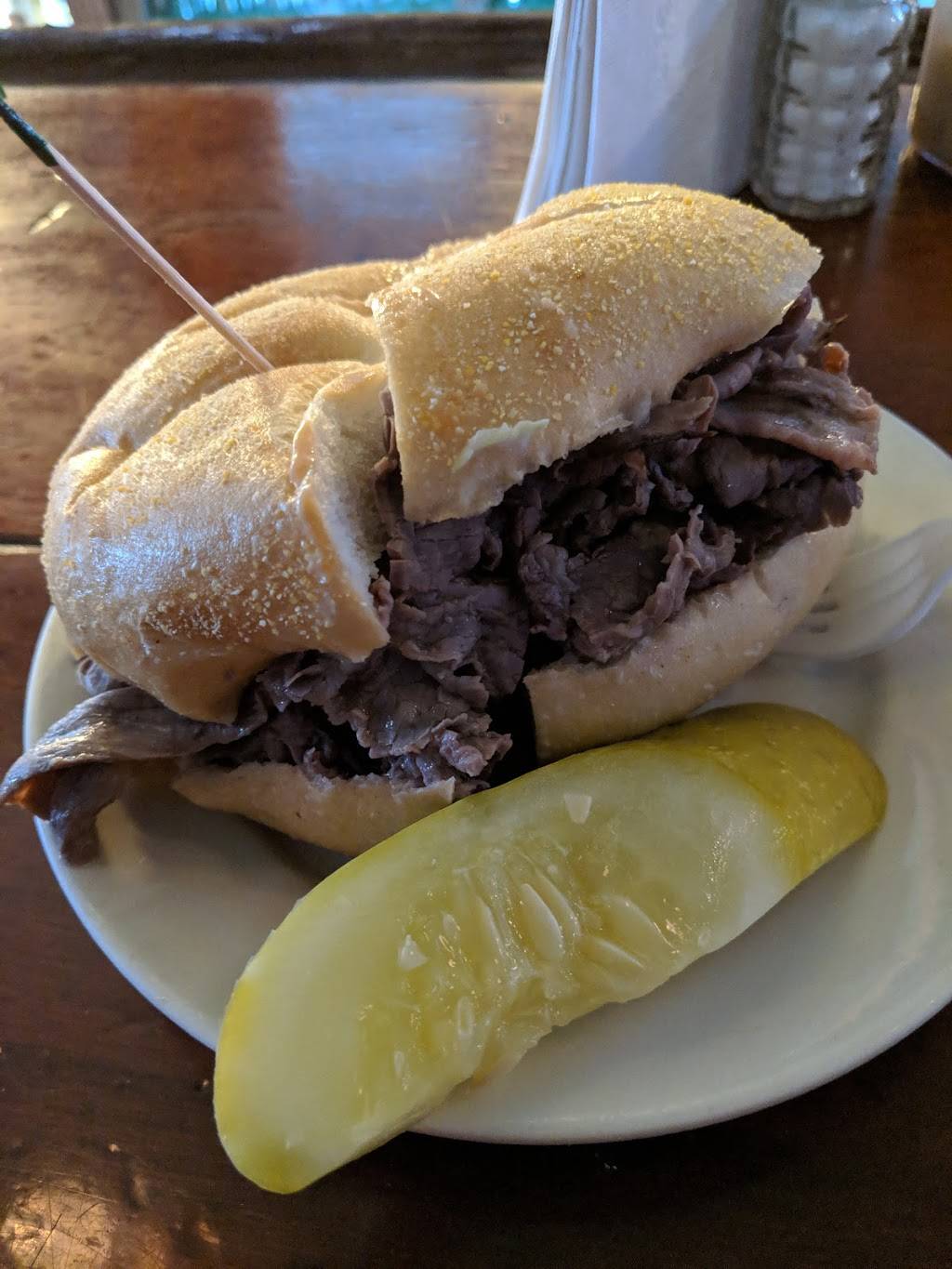 Cherry St. Tavern | restaurant | 129 N 22nd St, Philadelphia, PA 19103, USA | 2155615683 OR +1 215-561-5683