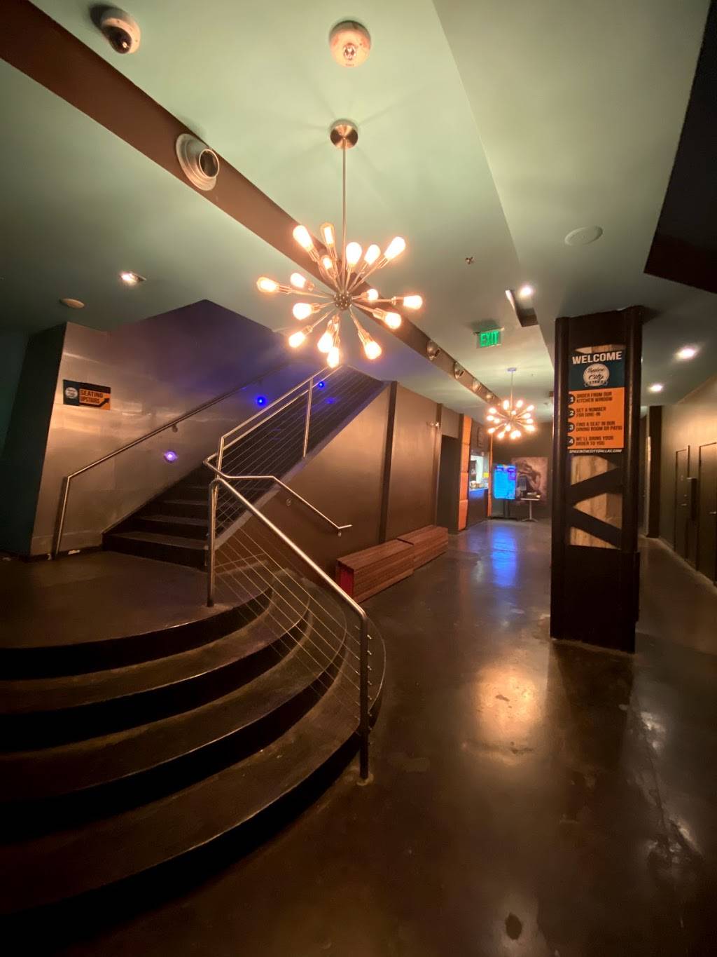 The Cajun Queen | restaurant | 1512 Commerce St, Dallas, TX 75201, USA | 4695540348 OR +1 469-554-0348