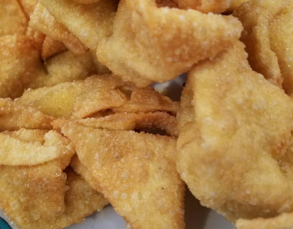 Lucky Dragon | restaurant | 1009 S Grand Ave, Charles City, IA 50616, USA | 6412283689 OR +1 641-228-3689