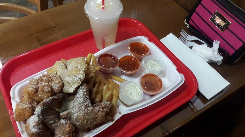 JJ Fish & Chicken | restaurant | 941 W Grand Ave, Oakland, CA 94607, USA | 5104441870 OR +1 510-444-1870