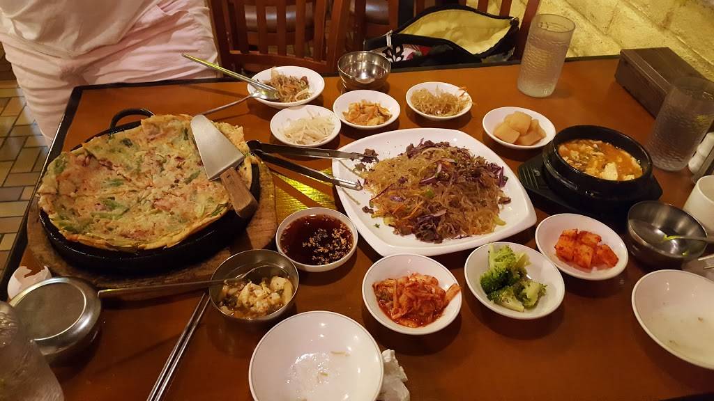 Tofu House | restaurant | 2788 Castro Valley Blvd, Castro Valley, CA 94546, USA | 5102478889 OR +1 510-247-8889