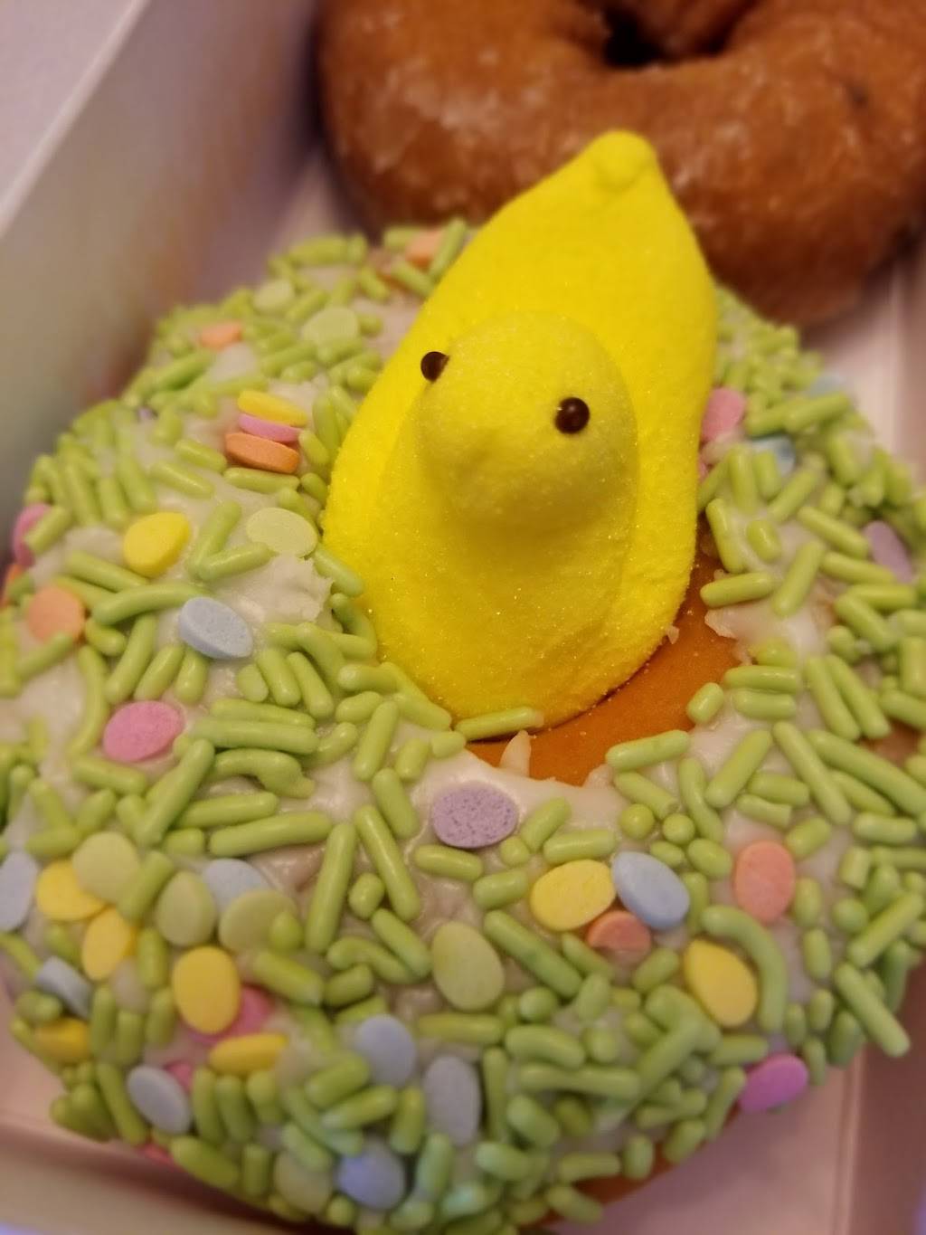 Dunkin | bakery | 12425 Warwick Blvd, Newport News, VA 23606, USA | 7575970010 OR +1 757-597-0010