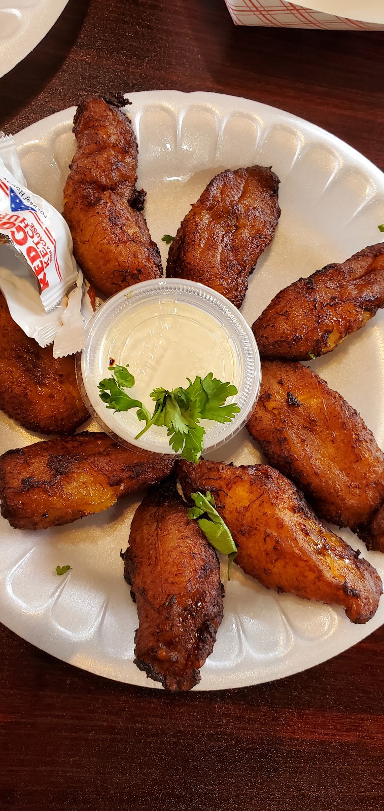 Garlic Restaurant | restaurant | 664 Rubber Ave, Naugatuck, CT 06770, USA | 2037146629 OR +1 203-714-6629