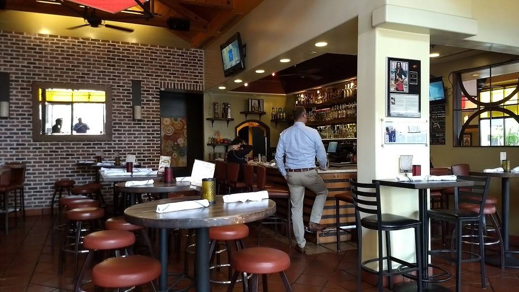 Cha Chas Latin Kitchen | restaurant | 110 W Birch St #7, Brea, CA 92821, USA | 7142551040 OR +1 714-255-1040