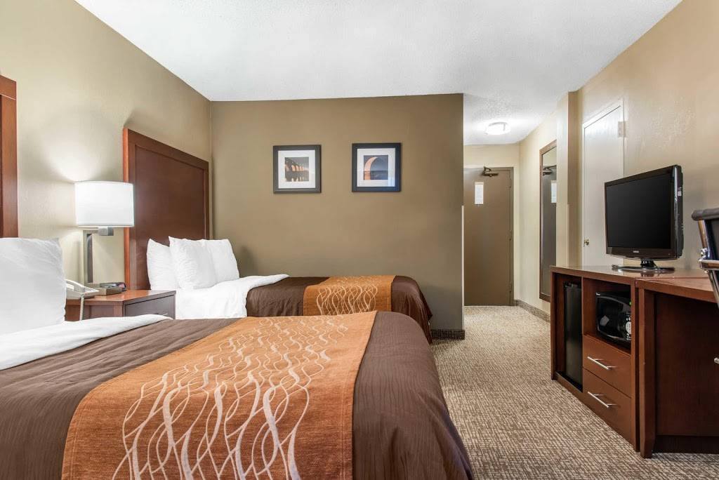 Comfort Inn MSP Airport - Mall Of America | restaurant | 1321 E 78th St, Bloomington, MN 55425, USA | 9528543400 OR +1 952-854-3400