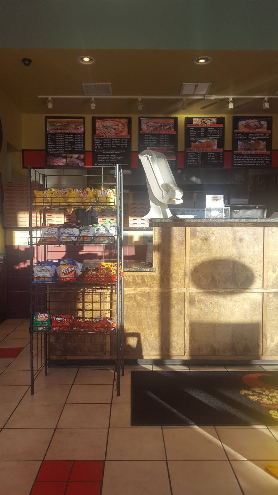 Gregorios Pizza Supreme | restaurant | 1284 Main St, Brockton, MA 02301, USA | 5088572767 OR +1 508-857-2767