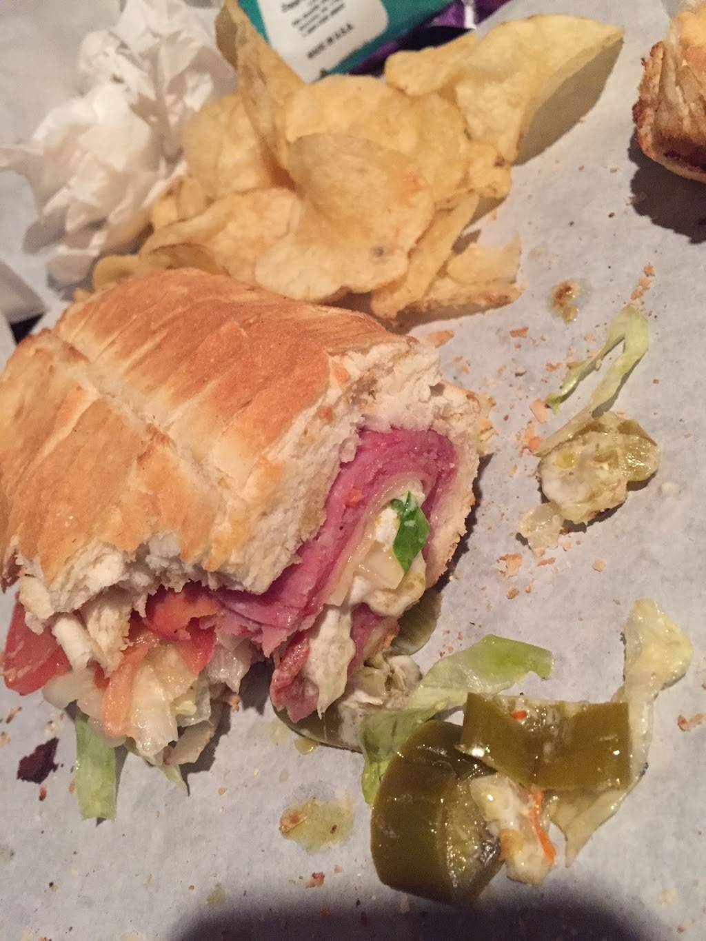 Potbelly Sandwich Shop | restaurant | 44060 Pipeline Plaza Ste 100, Ashburn, VA 20147, USA | 5712230018 OR +1 571-223-0018