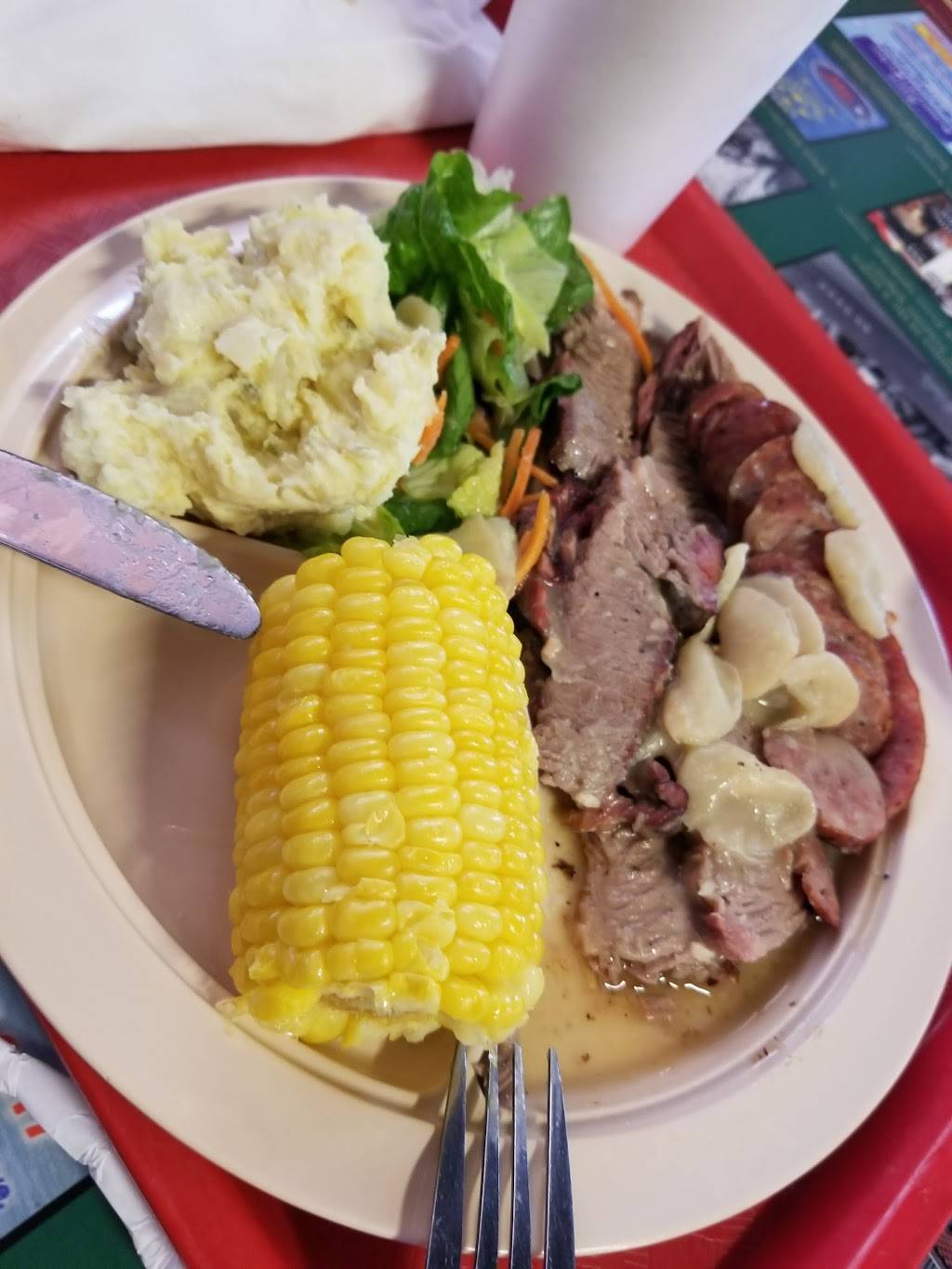 Howards BBQ & Catering | restaurant | 1002 Antelope St, Corpus Christi, TX 78401, USA | 3618821200 OR +1 361-882-1200