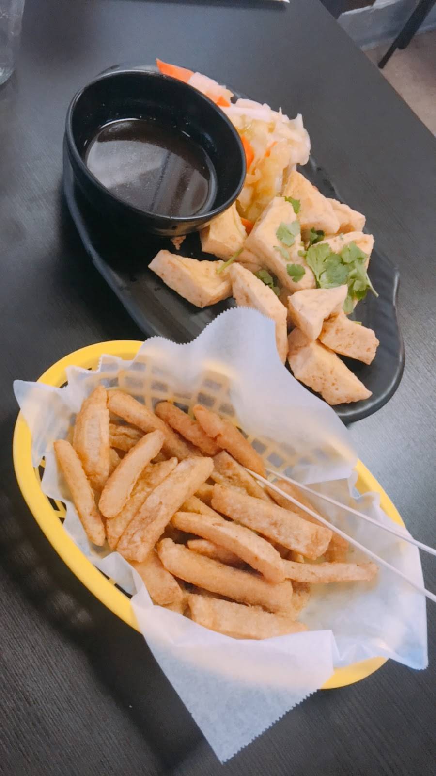 Bobamia Cafe | restaurant | 16032 Amar Rd, City of Industry, CA 91744, USA | 9094412245 OR +1 909-441-2245