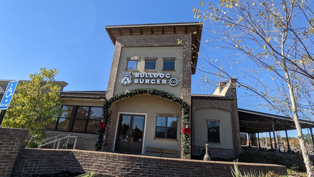 Bulldog Burger Company Ridgeland | restaurant | 879 Lake Harbour Dr, Ridgeland, MS 39157, USA | 6018994200 OR +1 601-899-4200
