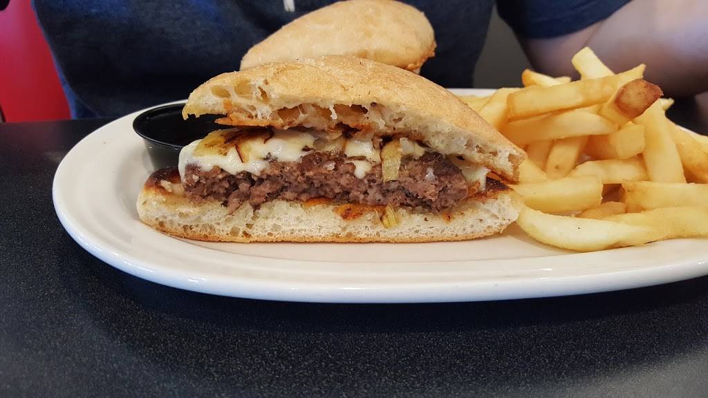 Friendlys | restaurant | 506 South Ocean Boulevard, Myrtle Beach, SC 29577, USA | 8439168636 OR +1 843-916-8636