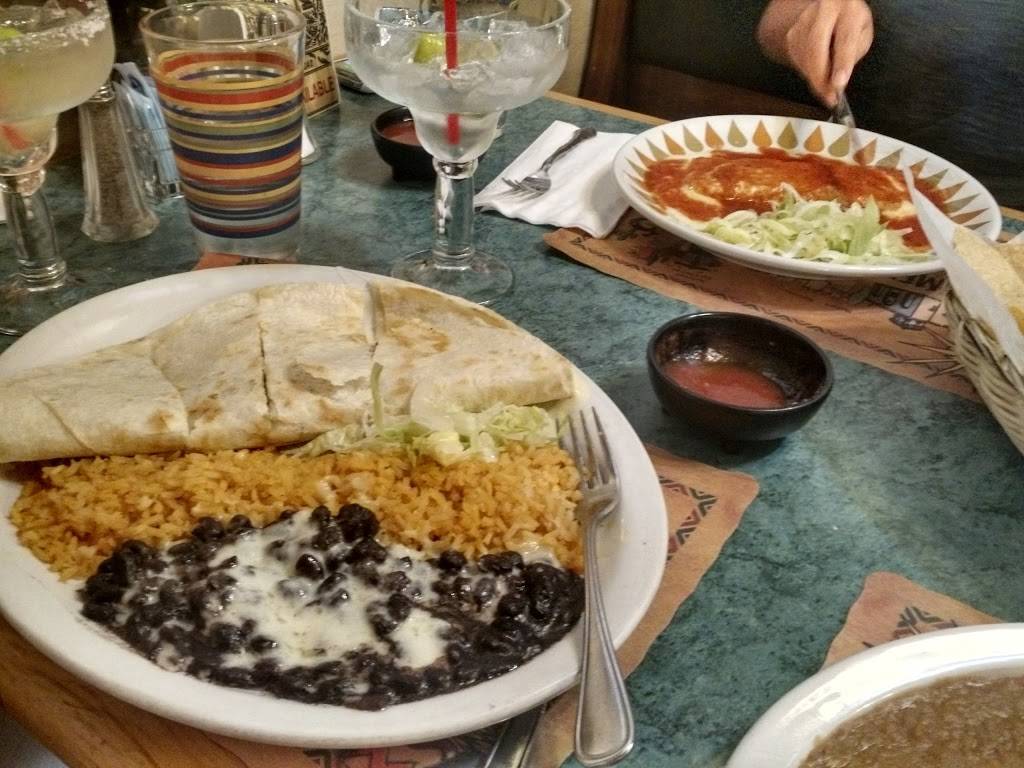 Que Viva Mexican Restaurant | restaurant | 3300 Coach Ln, Cameron Park, CA 95682, USA | 5306773330 OR +1 530-677-3330