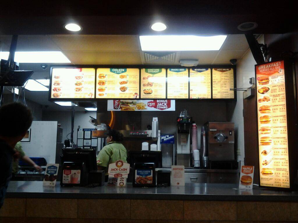 Jack in the Box | restaurant | 7650 NE Fourth Plain Blvd, Vancouver, WA 98662, USA | 3608918806 OR +1 360-891-8806