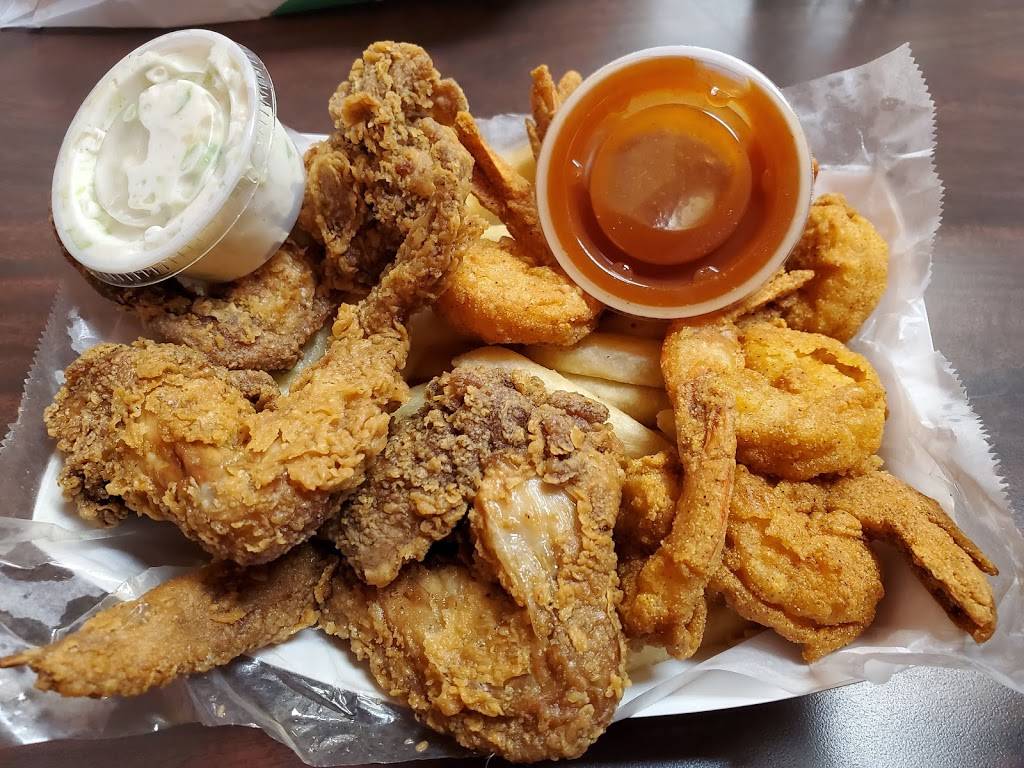 Harolds Chicken | meal takeaway | 1635 E Baseline Rd suite 105, Phoenix, AZ 85042, USA | 6026751082 OR +1 602-675-1082