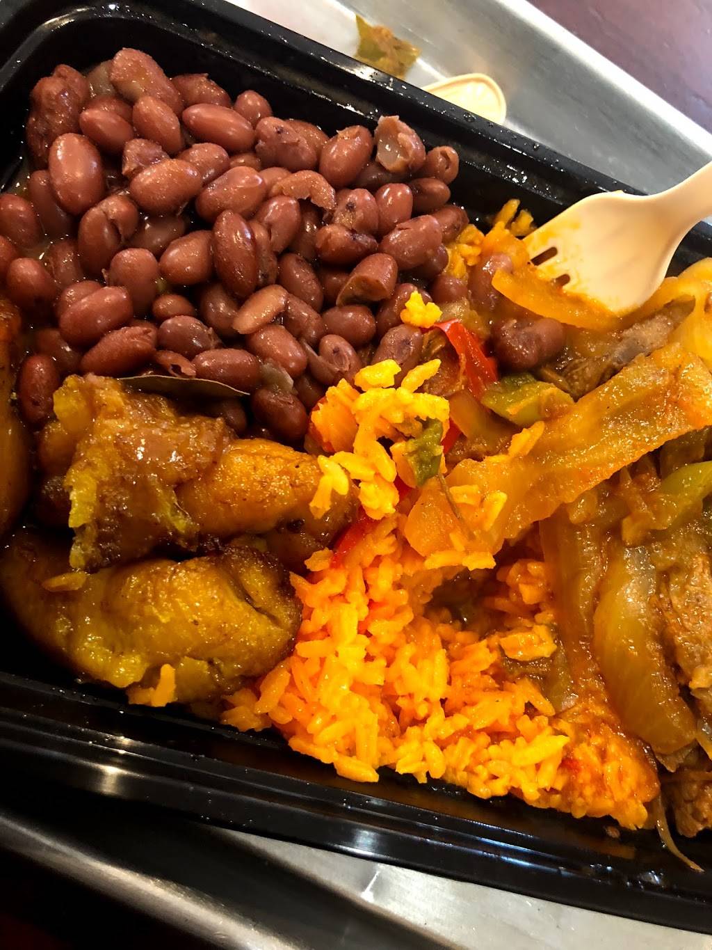 Sophies Cuban Cuisine | restaurant | 73 New St, New York, NY 10004, USA | 2128097755 OR +1 212-809-7755