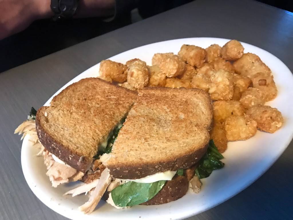 Lockerbie Pub | night club | 631 E Michigan St, Indianapolis, IN 46202, USA | 3176319545 OR +1 317-631-9545