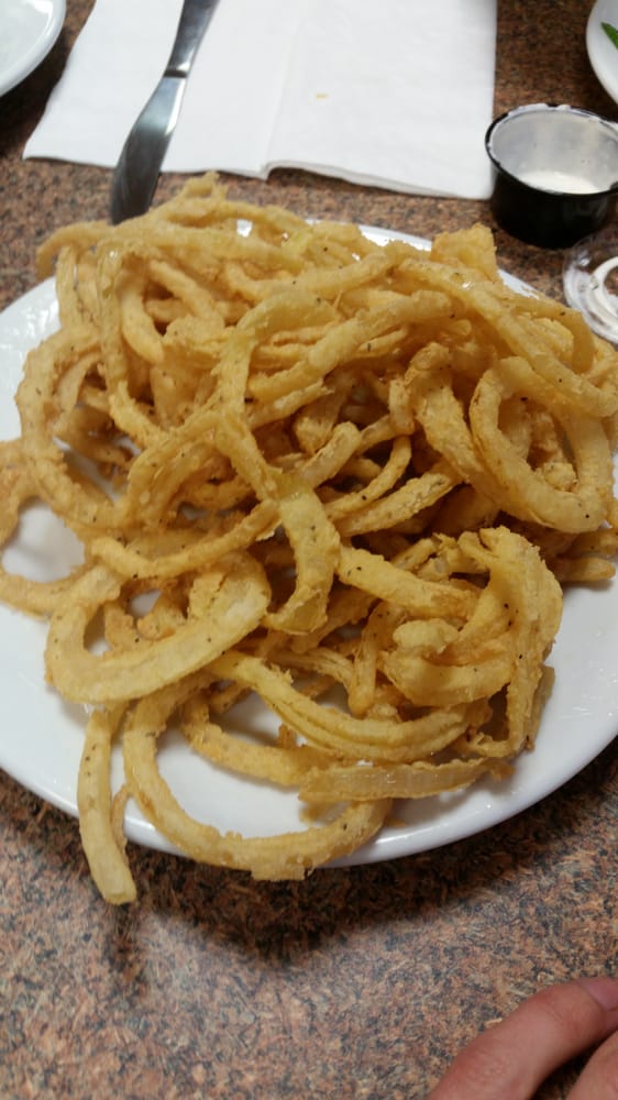 Village Pizza Restaurant | restaurant | 1602 CT-12, Gales Ferry, CT 06335, USA | 8604649900 OR +1 860-464-9900