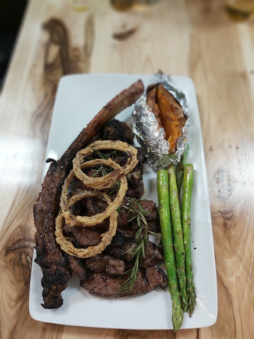 The Diner By Meles | restaurant | 550 N Green River Rd, Evansville, IN 47715, USA | 8124021272 OR +1 812-402-1272