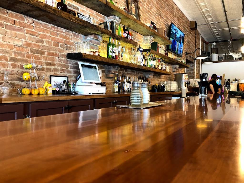 Blind Society | restaurant | 330 W Gallatin St, Vandalia, IL 62471, USA | 6182837272 OR +1 618-283-7272