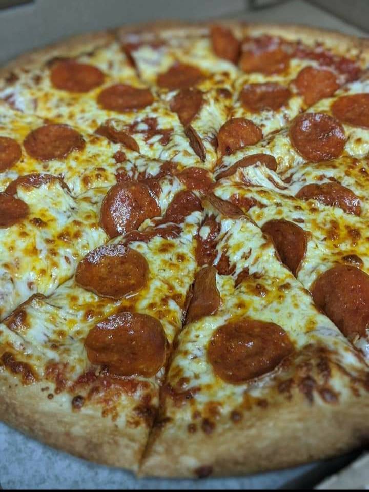 Twisted Tomato Pizzeria | meal delivery | 656 Broadway Ave, Bedford, OH 44146, USA | 4402525284 OR +1 440-252-5284