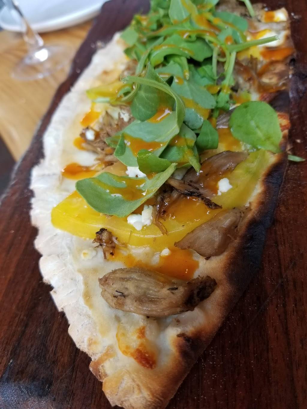 Brick & Brew | restaurant | 26 W State St, Media, PA 19063, USA | 4844438441 OR +1 484-443-8441