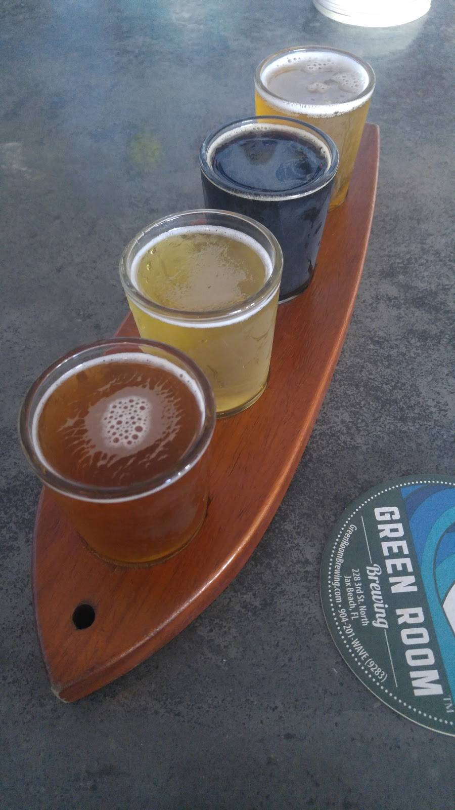 Green Room Brewing, LLC | restaurant | 228 3rd St N, Jacksonville Beach, FL 32250, USA | 9042019283 OR +1 904-201-9283