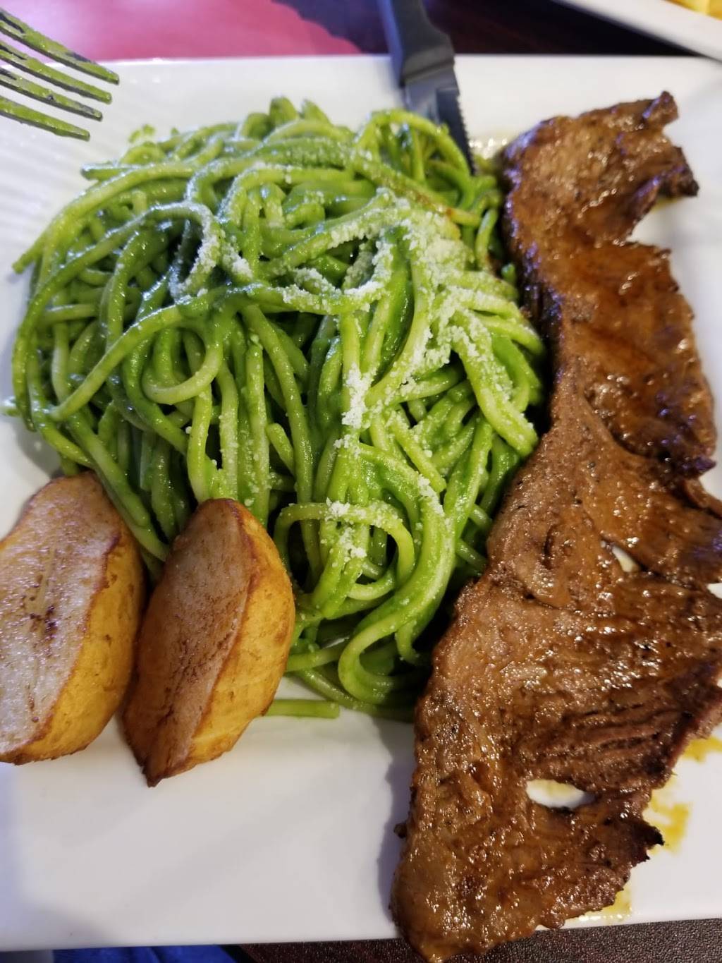 Memories Of Peru Pollos A La Brasa | restaurant | 8204 Crystal Clear Ln #1600, Orlando, FL 32809, USA | 4077044014 OR +1 407-704-4014