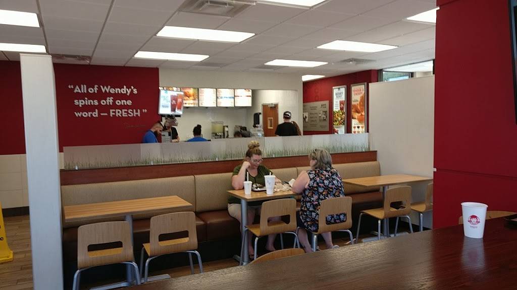 Wendys | restaurant | 722 Second St, Manchester, NH 03102, USA | 6036267081 OR +1 603-626-7081