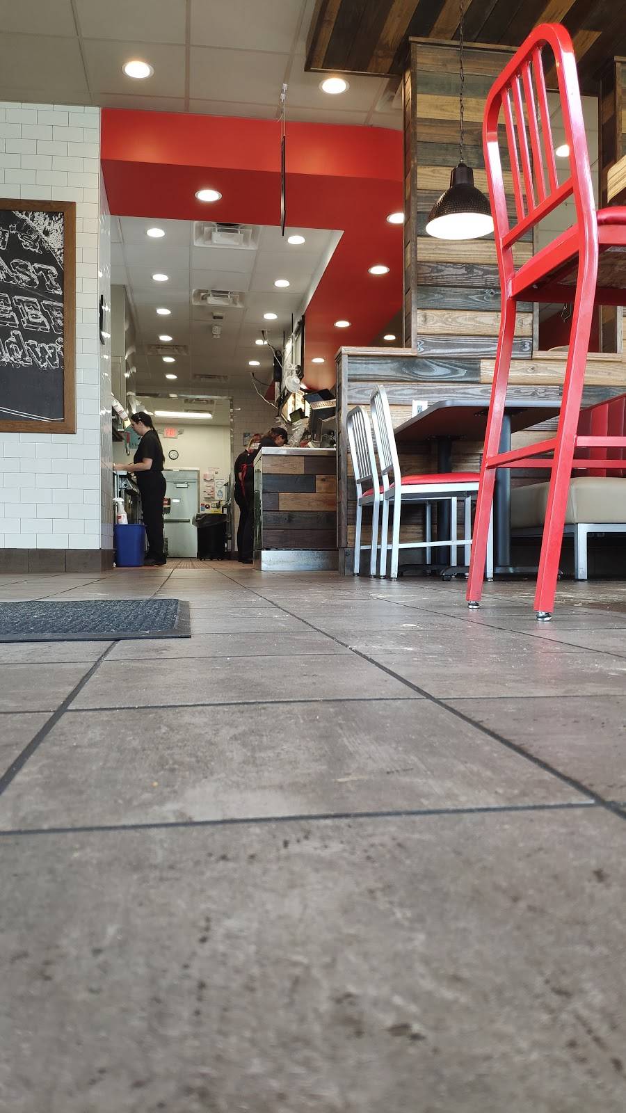 Arbys | restaurant | 332 Quillian St, Cleveland, GA 30528, USA | 7062191748 OR +1 706-219-1748