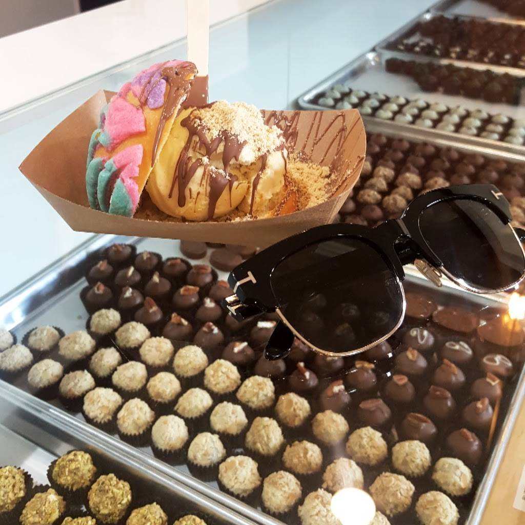 CocoAndre Chocolatier | restaurant | 508 W 7th St, Dallas, TX 75208, USA | 2149413030 OR +1 214-941-3030